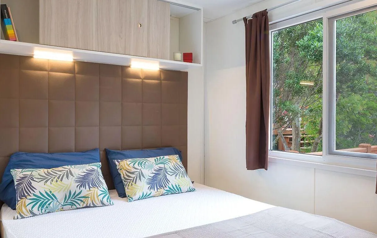 Camping Village Isuledda 阿尔扎凯纳 酒店